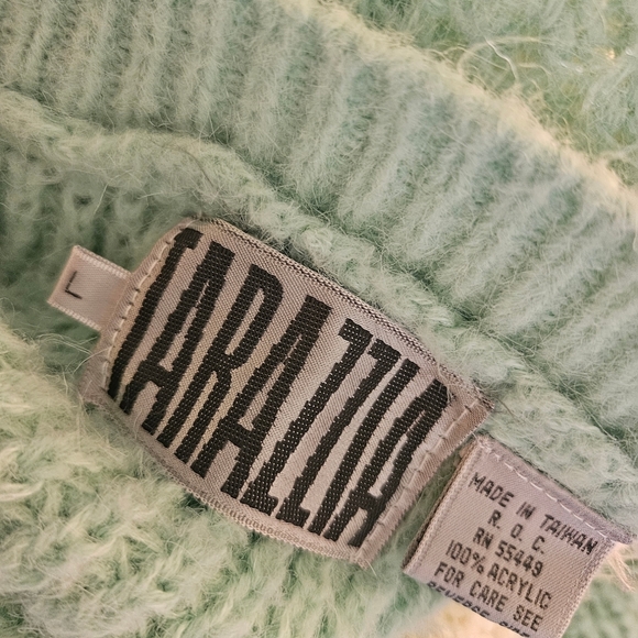Vintage 80s Tarazzia Teal & White Fuzzy Oversize Knit Sweater - Picture 7 of 7